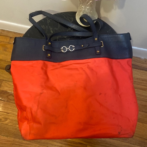 C. Wonder Red & Navy Tote - Picture 1 of 7